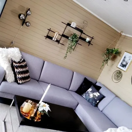 Spacious House With Sea And Mountain Views Apartment